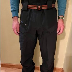 Men’s Arc’teryx ski pants